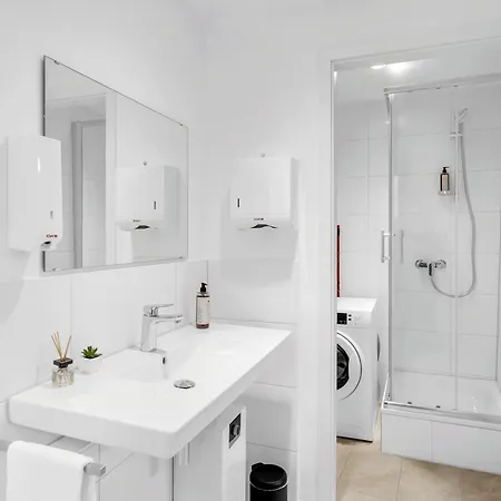 Apartament Inhome - Zentral - Kueche - Tv - Netflix